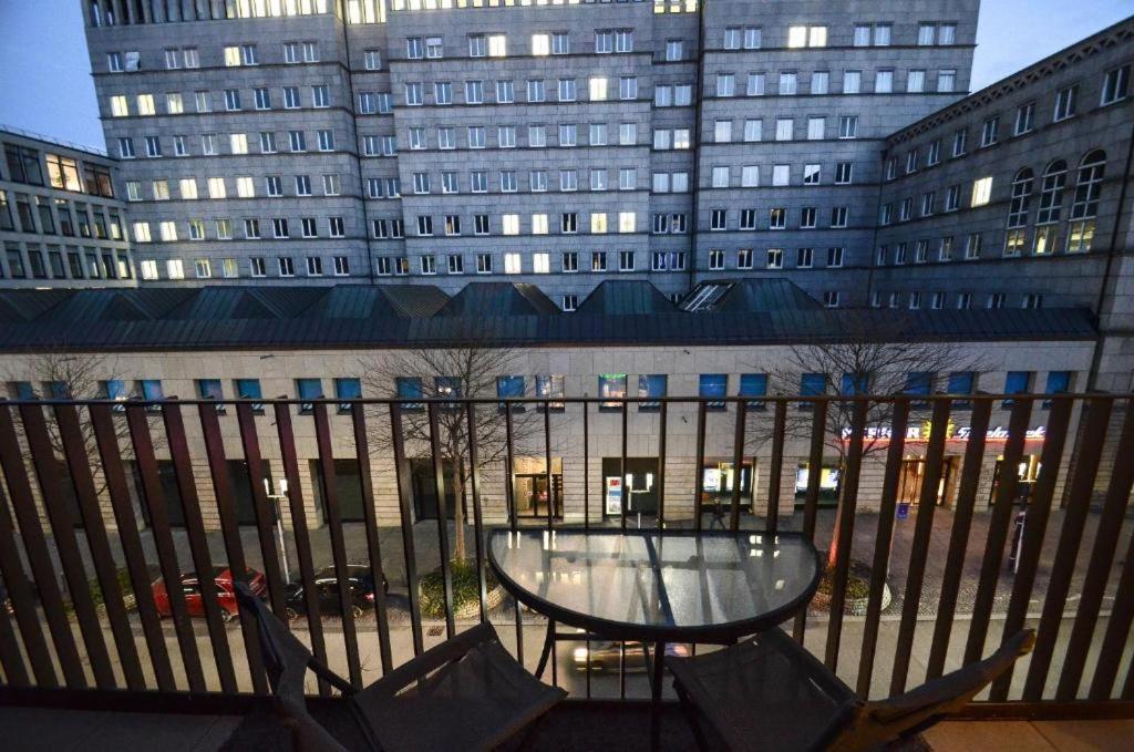 דירות High-Quality In The Heart Of Stuttgart 4 מראה חיצוני תמונה