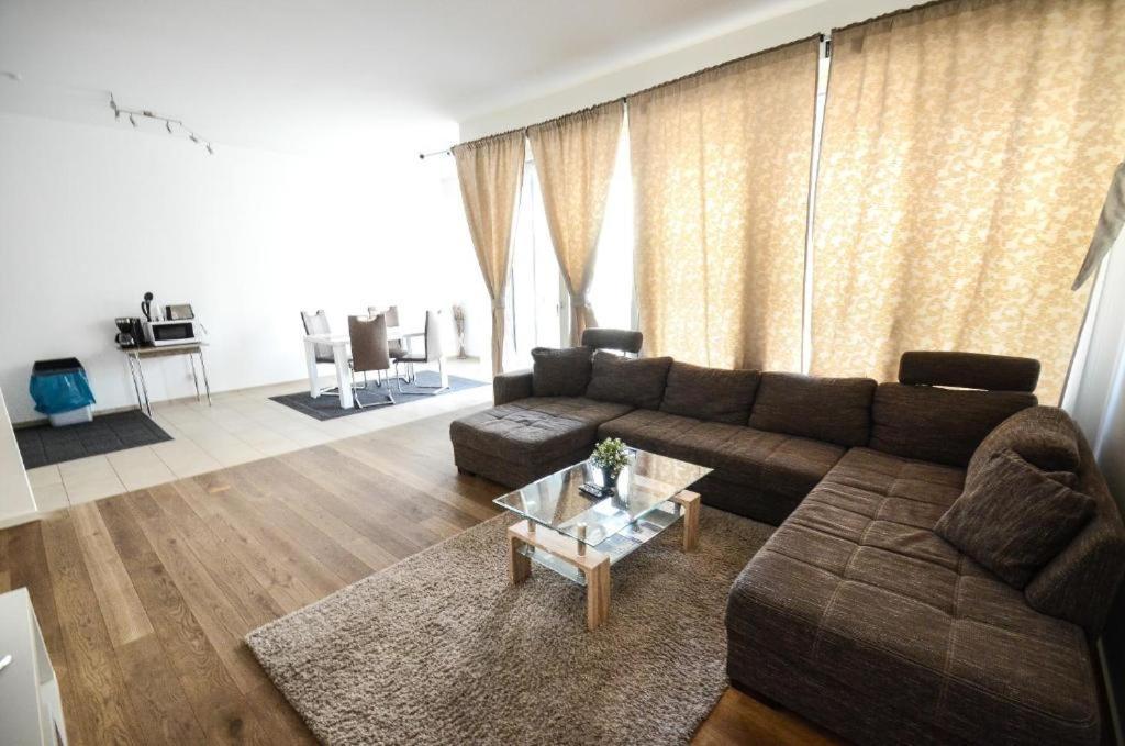 דירות High-Quality In The Heart Of Stuttgart 4 מראה חיצוני תמונה